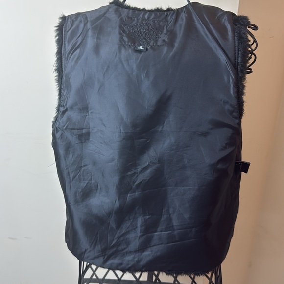 JOUJOU Faux Fur Lined Black Vest with Hooked Buttons Size Small - Picture 6 of 10